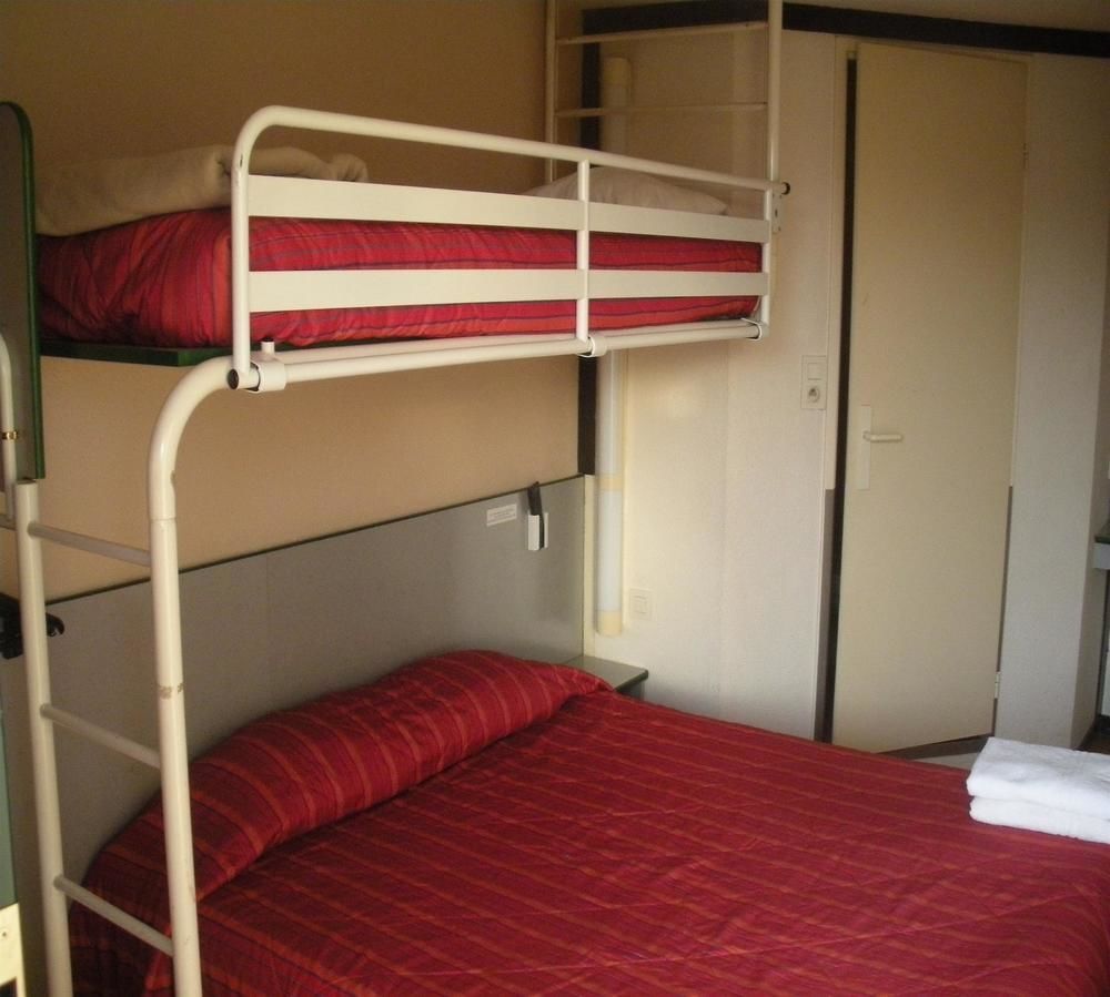 Premiere Classe Évreux Εξωτερικό φωτογραφία A bunk bed